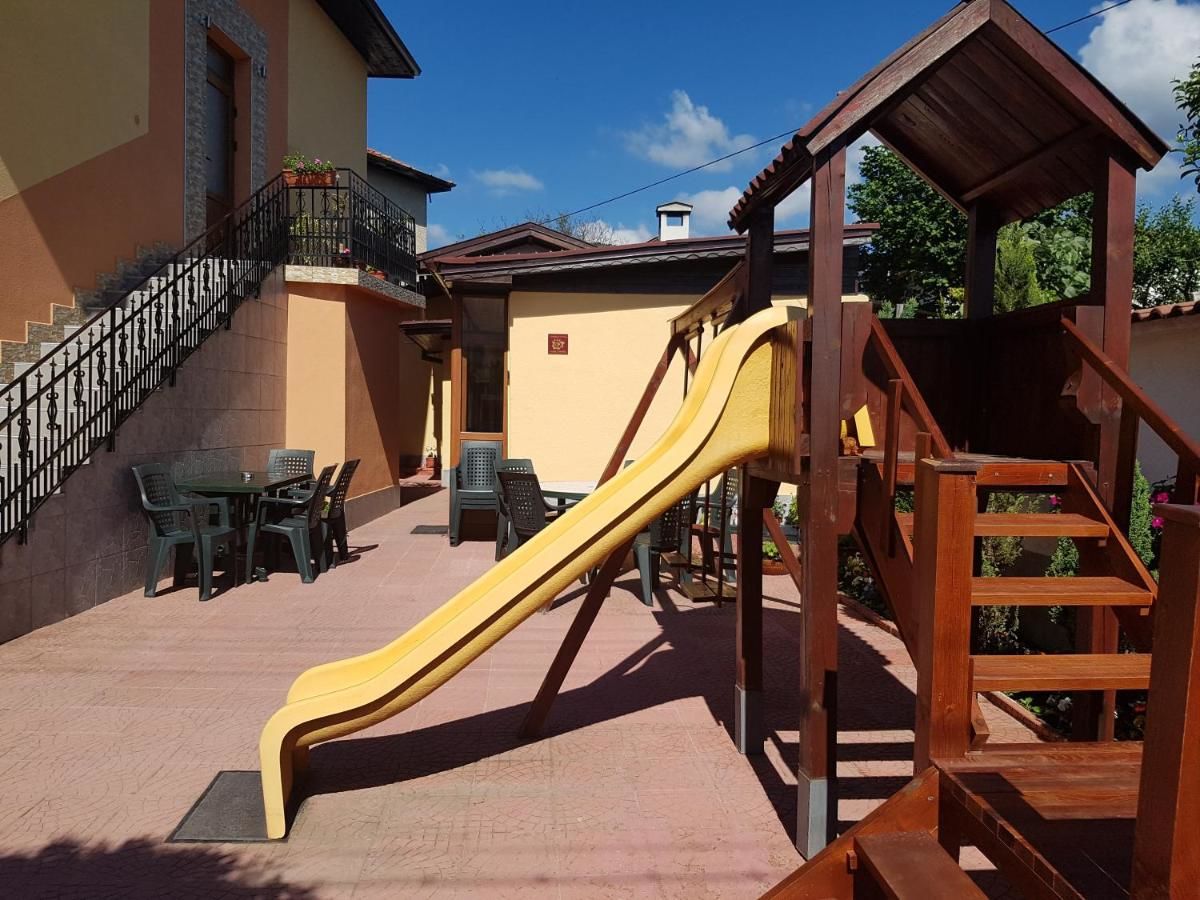 Отель Family Hotel Dalia Велинград-15