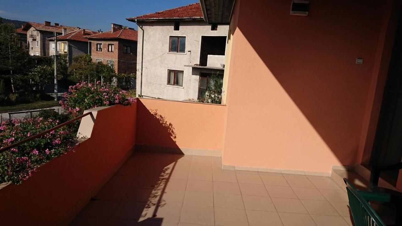 Отель Family Hotel Dalia Велинград-39
